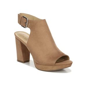 💥Sale💥🆕Naturalizer
Freedom Slingback Sandals